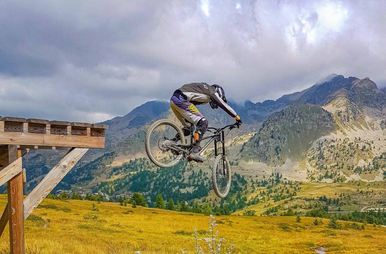 VTT DH en bikepark